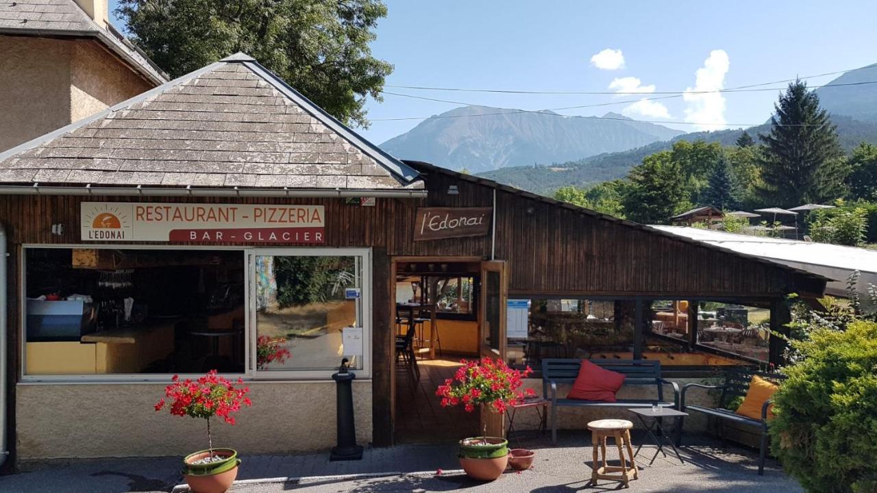 Camping-Hotel De Plein Air Les 2 Bois Baratier Екстер'єр фото